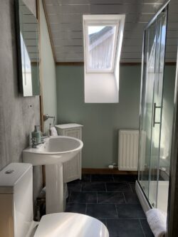 Bathroom of Skye Basecamp Lodge