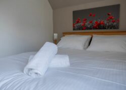 Double Bed of Skye Basecamp Lodge